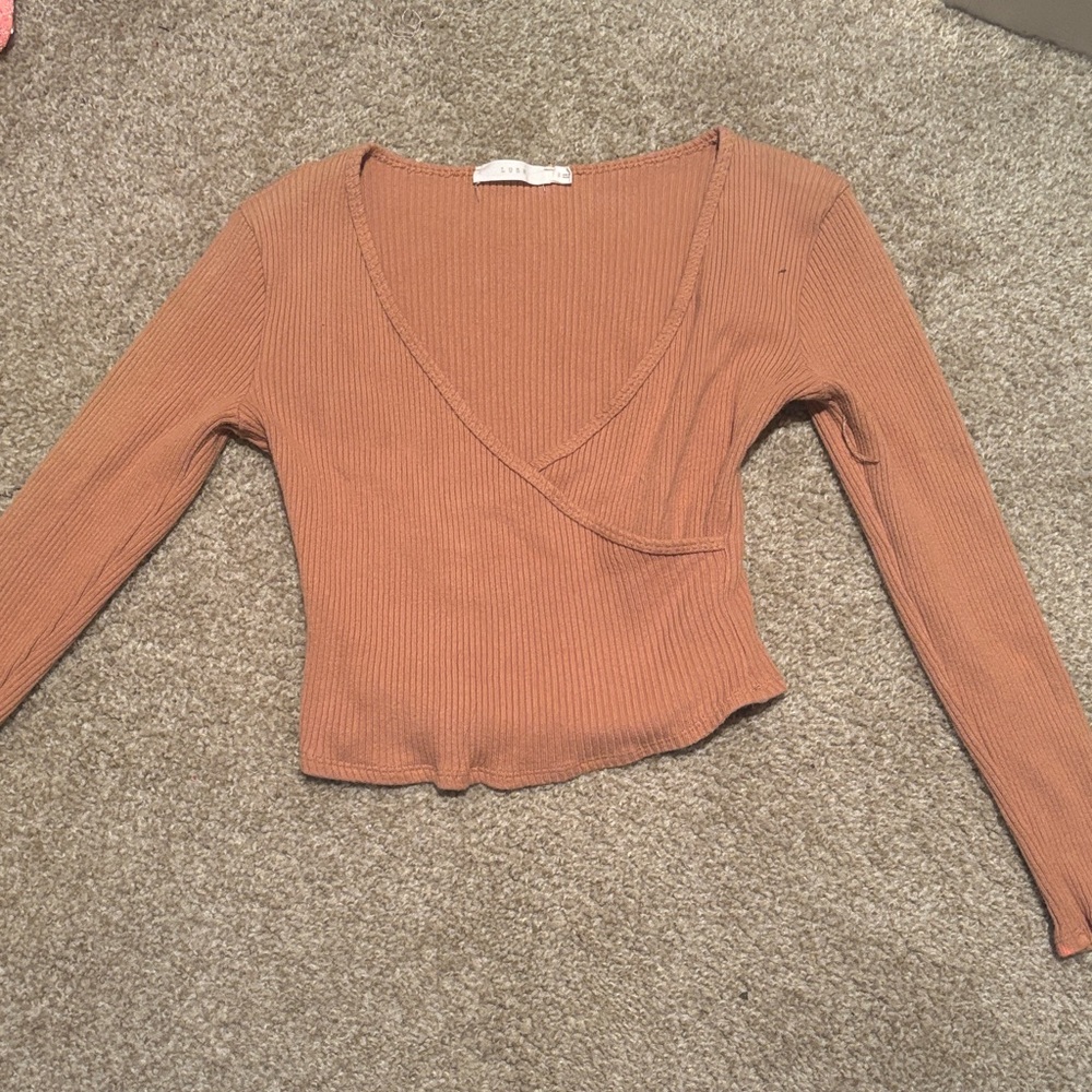 Women's Tan V-Neck Ribbed Wrap Top